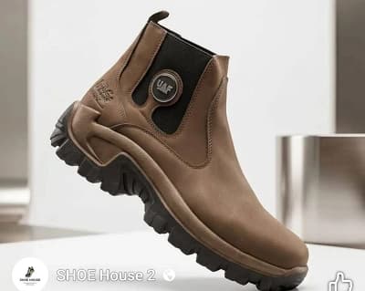 Bottine montante marron UAF