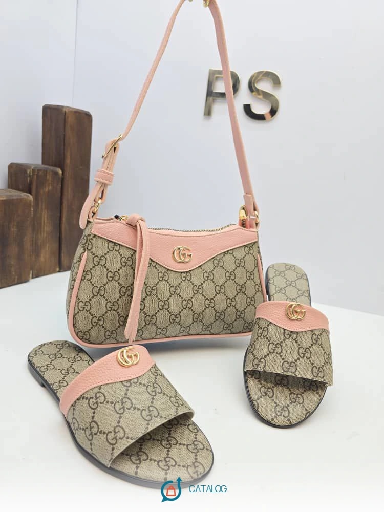 Sac et chaussures assortis