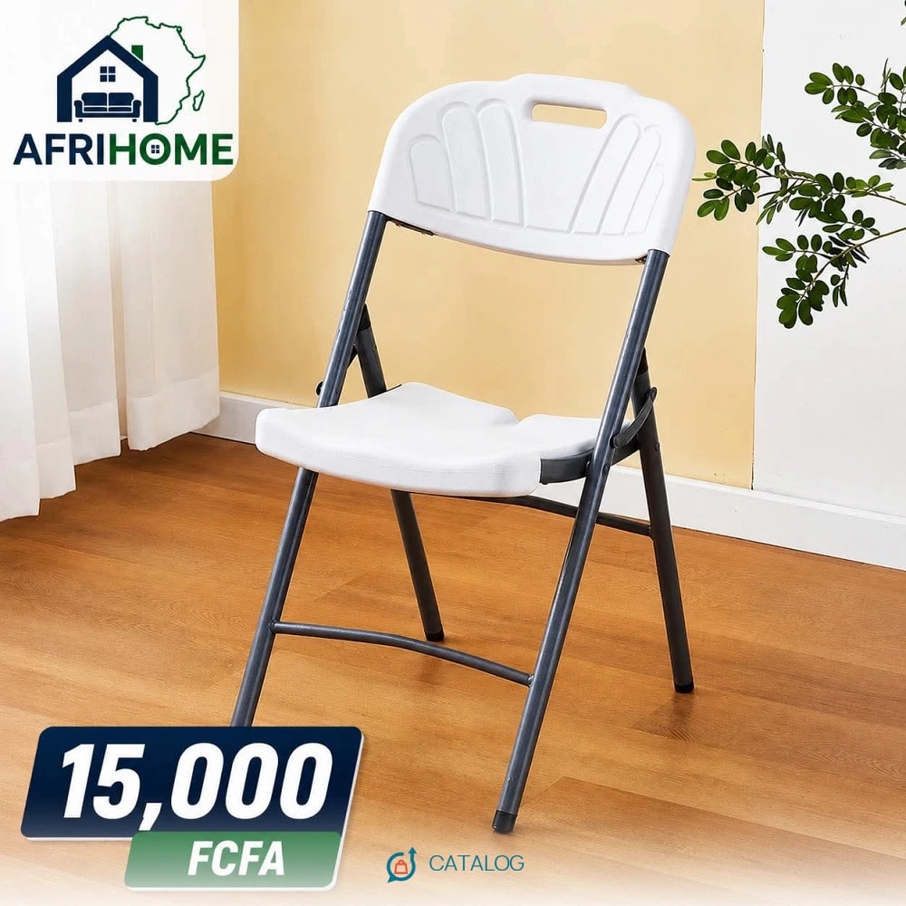 Chaise pliante blanche