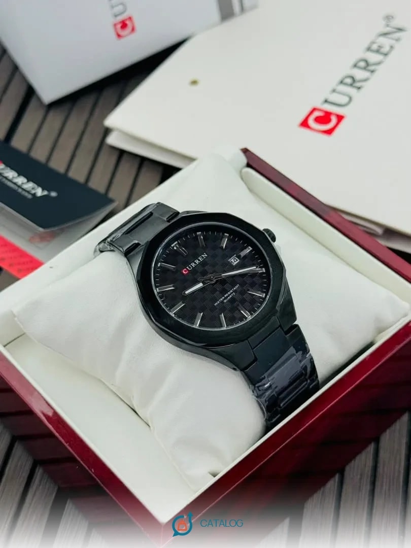 Montre bracelet noire pour homme