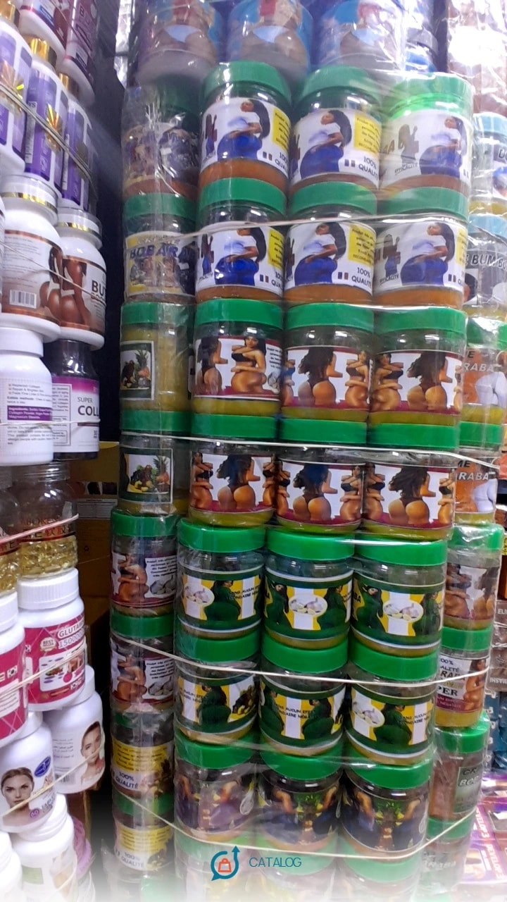 Pots de perruques en vrac