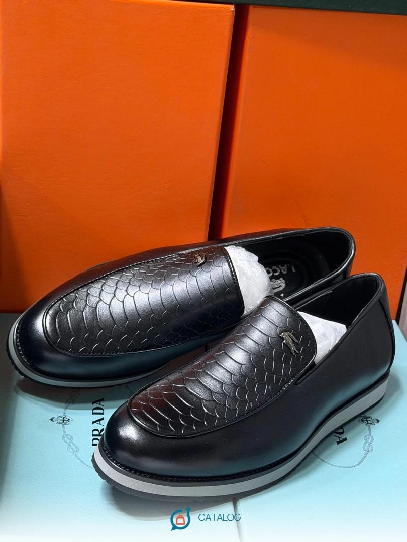 Mocassins en cuir LACOSTE