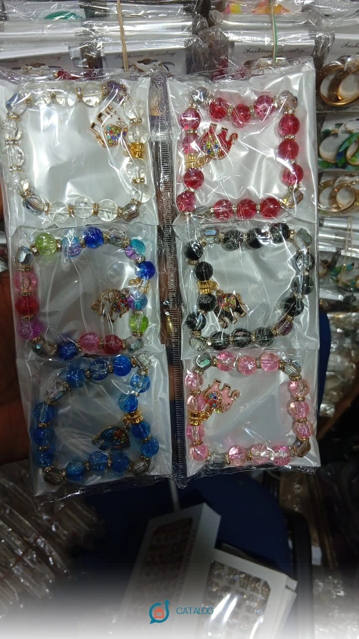 Bracelets en perles multicolores