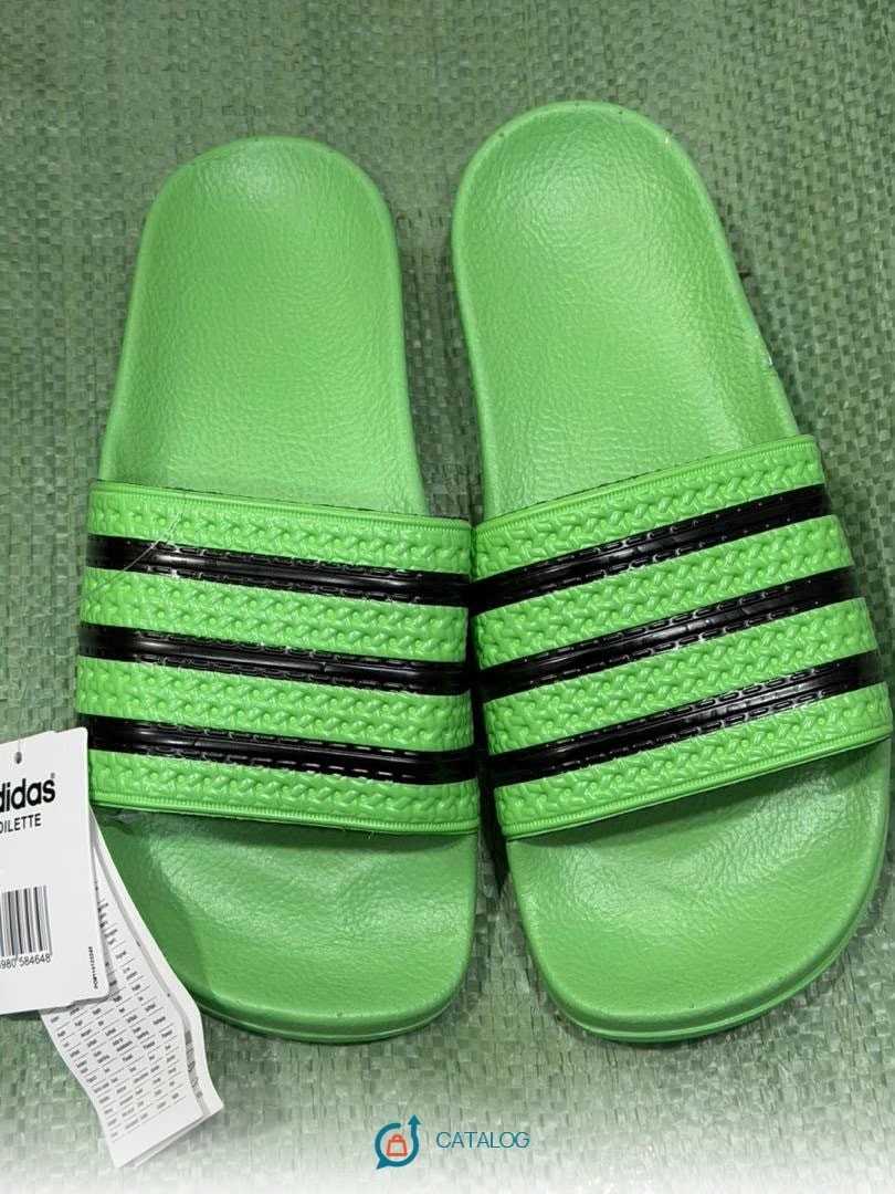 Sandales Adidas vertes