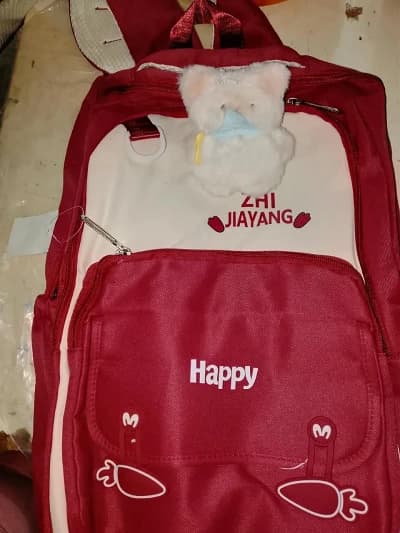 Sac à dos rouge et blanc